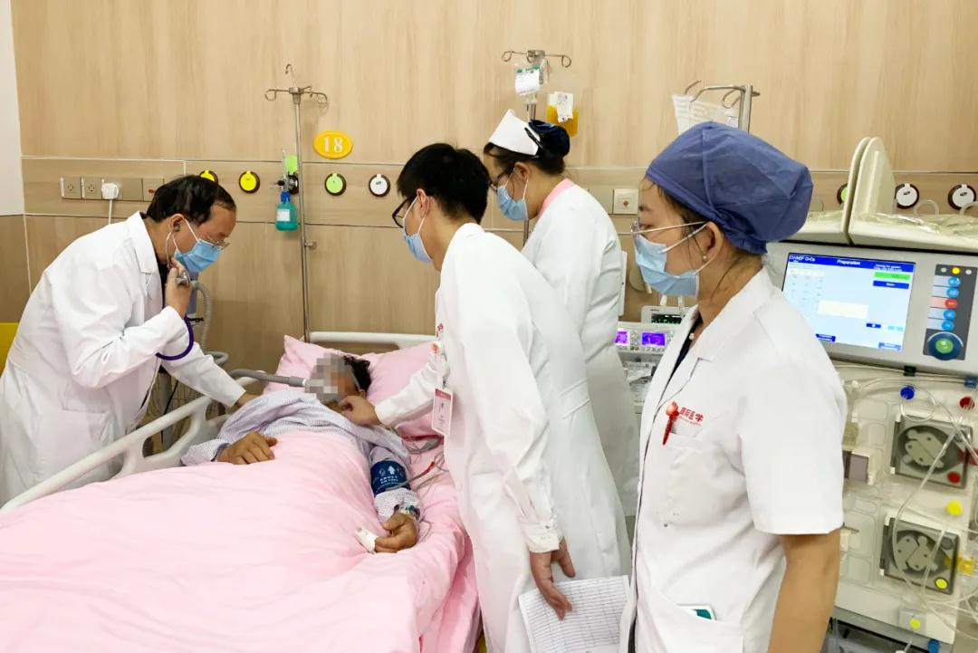 72小時(shí)緊急救治！64歲危重出血熱患者闖過生死關(guān)
