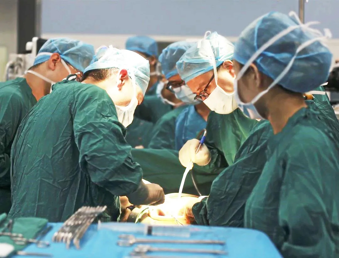 60歲女性，腹圍持續(xù)增大似懷孕10月，原因究竟為何？
