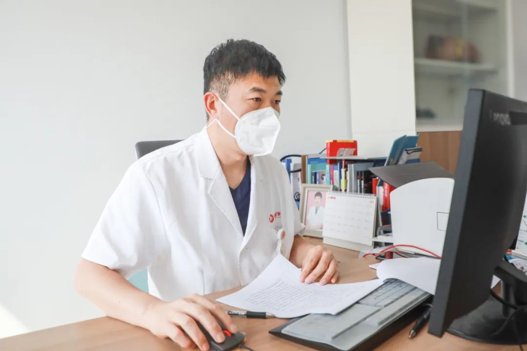 心內(nèi)科陳效安醫(yī)生連線陜西臺《閃耀三秦》，暢談醫(yī)生成長之路