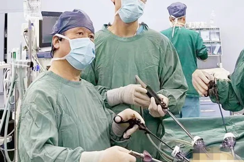 68cm橡膠水管吞入腹中！我院普外科腹腔鏡微創(chuàng)手術(shù)緊急施救！