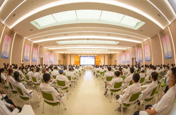 院士講堂 精彩紛呈！中國科學(xué)院竇科峰院士講授器官移植發(fā)展現(xiàn)狀